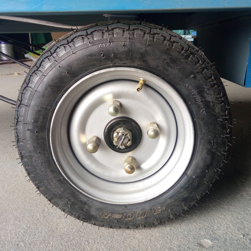 定制正新朝陽(yáng)前進(jìn)叉車(chē)實(shí)心輪胎 適用于合力杭叉前28*9-15后650-10規(guī)格的專(zhuān)業(yè)解決方案